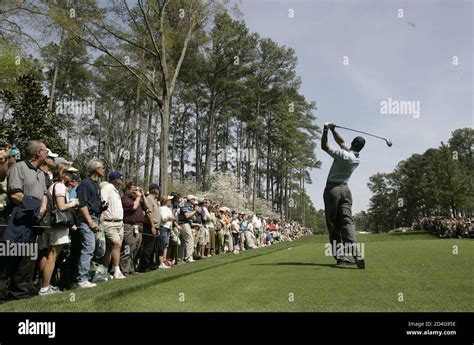 Tiger woods 2005 masters hi-res stock photography and images - Alamy