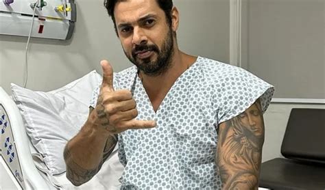 Morre cantor sertanejo João Carreiro aos 41 anos após cirurgia no