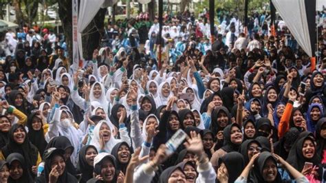 Ribuan Siswa Di Banda Aceh Dan Aceh Besar Meriahkan Fun Walk Pelajar