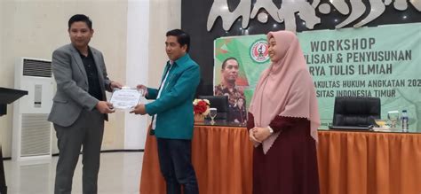 Fh Uit Gelar Workshop Penulisan Dan Penyusunan Karya Tulis Ilmiah