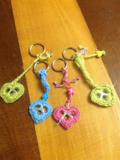 Llaveros con anillas de lata y ganchillo. Soda Tab Crafts, Can Tab ...