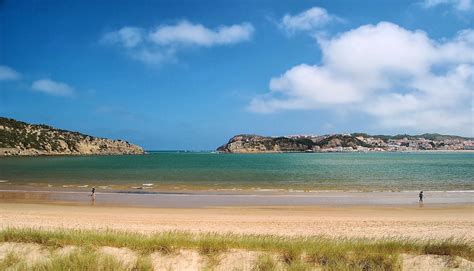 La Baie De S O Martinho Do Porto Enjoy Portugal Holidays