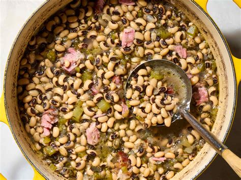 easy puerto rican style beans recipe  kitchn