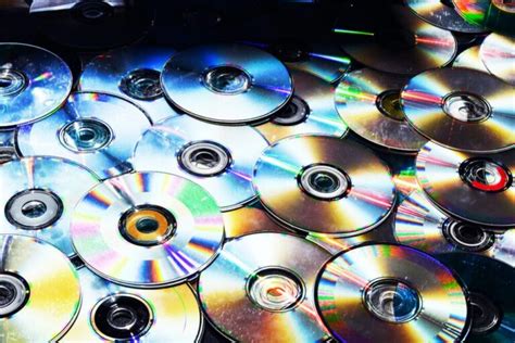 DVD RとDVD RWどちらを選ぶべきか 違いと用途を徹底解説 TaiTaiブログ