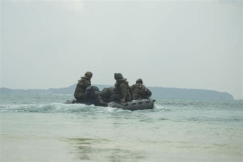 DVIDS Images 31st MEU And ARDB Conduct Integrated Bilateral Small