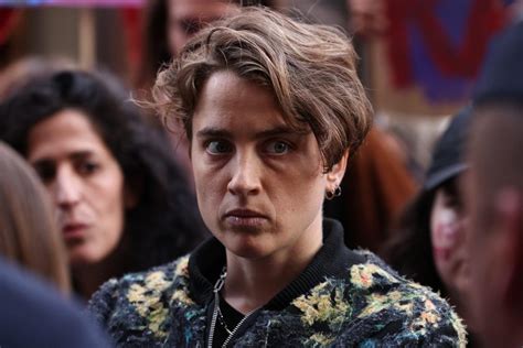 Adèle Haenel arrête le cinéma car il contribue à un ordre mortifère