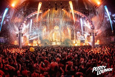 Pussy Lounge Was Een Waar Wintercircus Wonderland Hard News