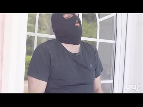 Criminally Hot Pussy Cramming XVIDEOS