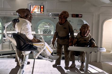 Ackbar and mon calamari officers rotj 01 | Star wars, Jedi, Fanboys