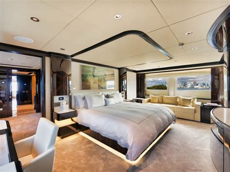 Gulf Craft Majesty Persistence Cabins Am Charter