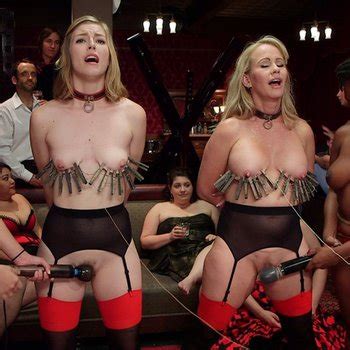 Ella Nova Babe Page Watch This Adult Model On Freeones