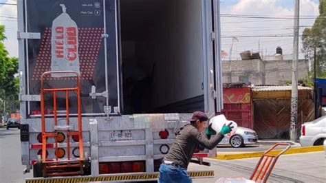 Reportan Escasez De Hielo En Cdmx En Plena Ola De Calor Oxxo Limita Su