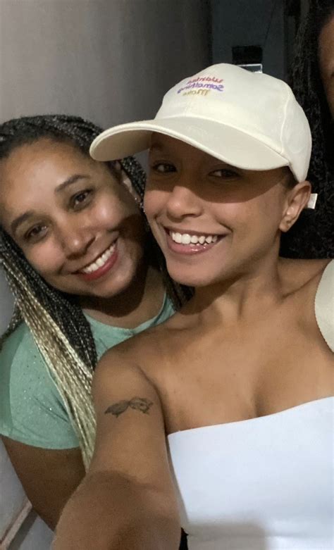 Filha de pai gay e mãe hétero viraliza ao contar sua história Famílias como a minha existem e