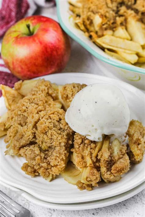 Apple Crumble Easy Dessert Our Zesty Life