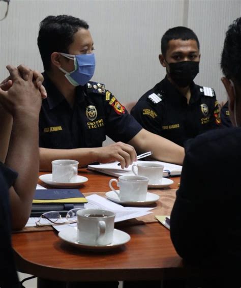 Rapat Dialog Kinerja Organisasi Dan Manajemen Risiko KPPBC TMP B