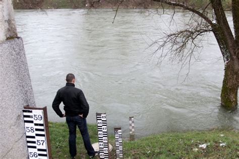 Moguće poplave u BiH izdato upozorenje