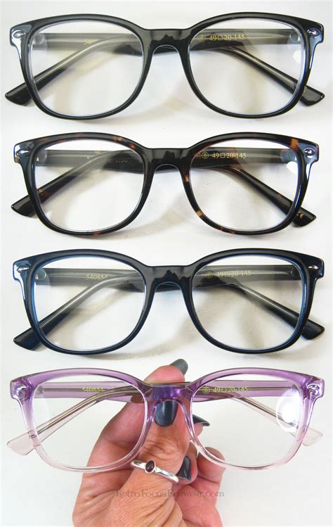 Nice Unisex Hipster Reading Glasses For Those Who Love The 60s These