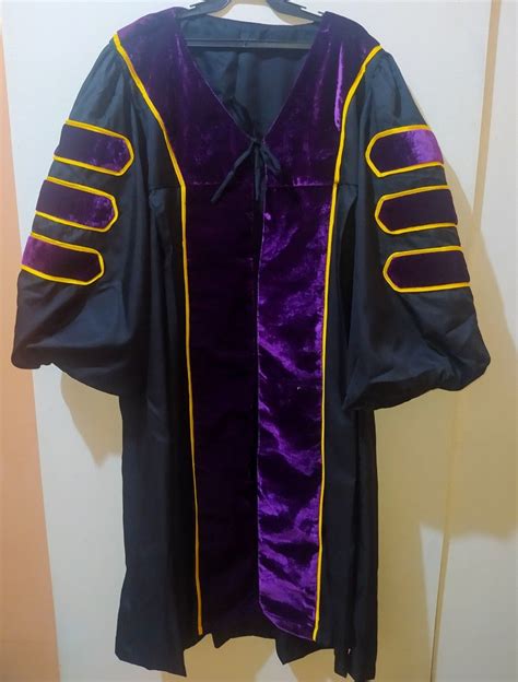 Juris Doctor Toga For Rent On Carousell