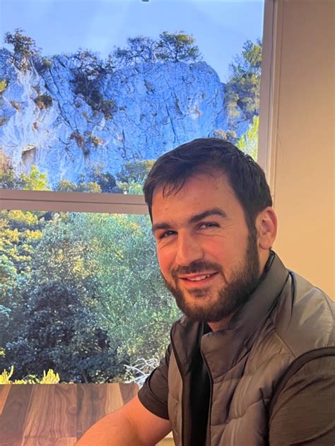 Noro, 31, Глендейл - "Дуо"