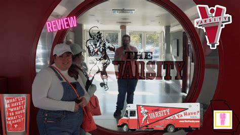 Atlanta S Most Iconic Restaurant The Varsity Worlds Largest Drive