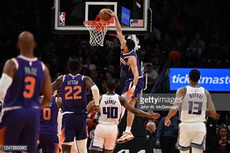 Devin Booker Dunking Photos and Premium High Res Pictures - Getty Images