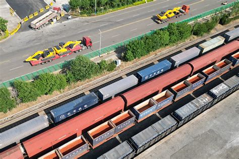 Transporti I Pasagjer Ve Dhe Mallrave N Kin Tregon Rritje T