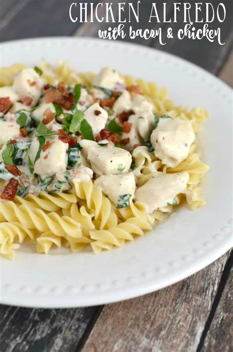 Chicken Alfredo With Bacon And Spinach