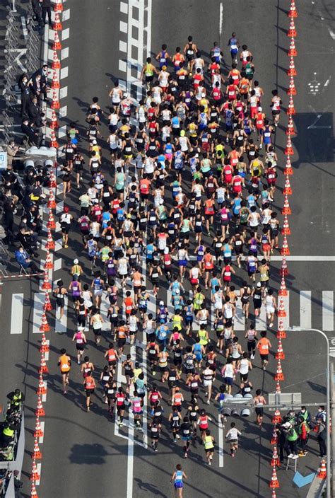 野中優志は14位 「初マラソンの洗礼浴びた」 大阪・びわ湖毎日 毎日新聞