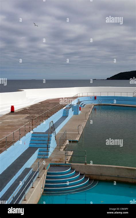 Jubilee Outdoor Lido or Swimming Pool Penzance Stock Photo - Alamy