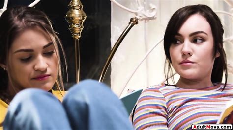 Lesbian Coed Falls In Love With Friend And They Lick Pussy