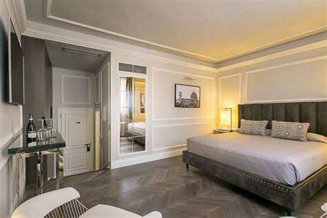 Luxury Hotel in Florence Italy - Palazzo Alfieri - Florence