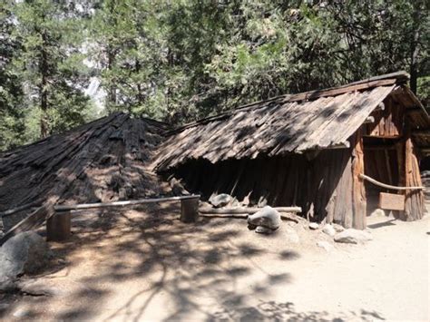 Yosemite Museum And Indian Village Yosemite National Park Ca Kid