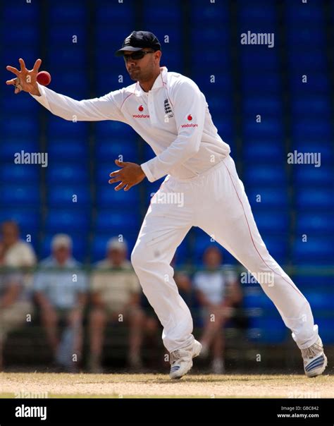 England S Owais Shah During The Tour Match At Warren Park Cricket