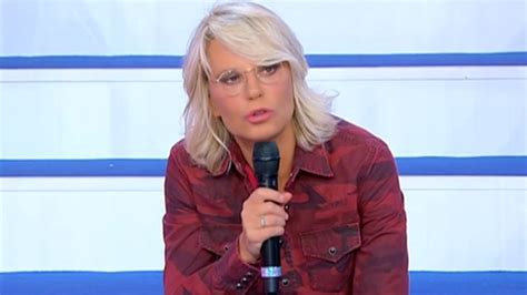 Uomini E Donne Maria De Filippi Cambia Tutto Torna Di Sera Cosa