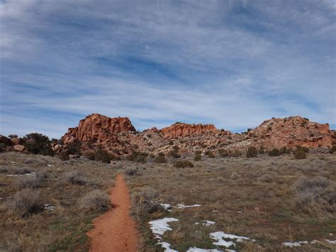 Hiking Hidden Valley - Moab - Road Trip Ryan