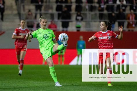 Alexandra Popp Vfl Wolfsburg 11 In Duel With Tuva Hansen Fc Bayern