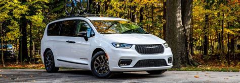 What Comes With The 2023 Chrysler Pacifica Road Tripper