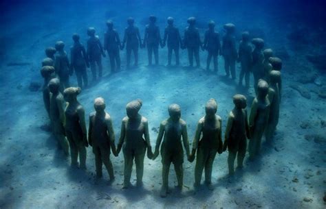 Molinere Underwater Sculpture Park - Underwater Sculpture by Jason ...