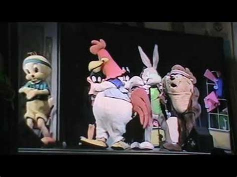 Looney Tunes We Got The Beat Fiesta Texas July 23 2011 YouTube