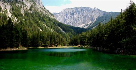 Green Lake – The emerald of the Styrian Alps | Travel to Austria