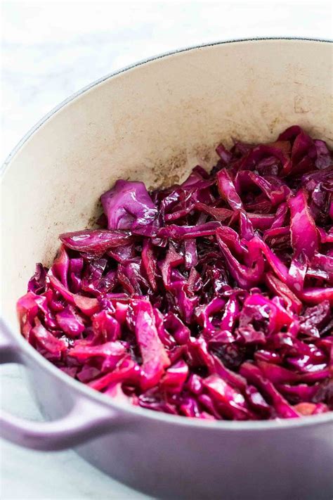 Sweet And Sour German Red Cabbage Recipe In 2020 Braised Cabbage