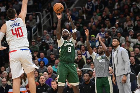 Bucks Y Lakers Se Imponen Sobre Clippers Y Thunder Towns Anota 14