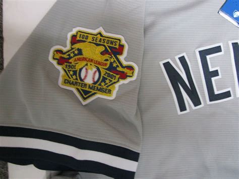 PAUL ONEILL YANKEES MENS 2001 WORLD SERIES JERSEY MAJESTIC GREY ...