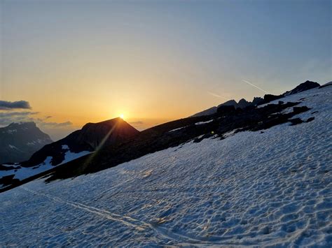 Gross Schärhorn 3294m Aktuelle Verhältnisse vom 22 05 2022 auf der