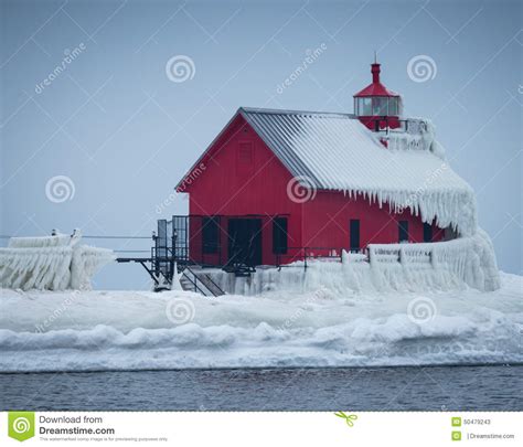 Frozen Grand Haven Lighthouse Stock Image Image Of Beacon Catwalk