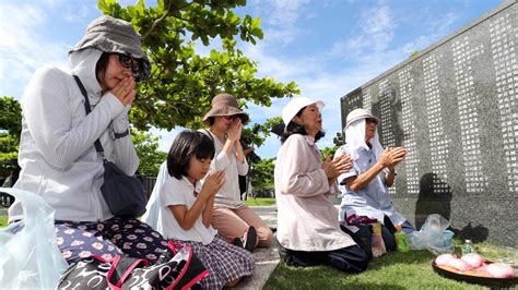 リアリティのない「終戦記念日」、戦争と沖縄の今がつながる「慰霊の日」 クーリエ・ジャポン