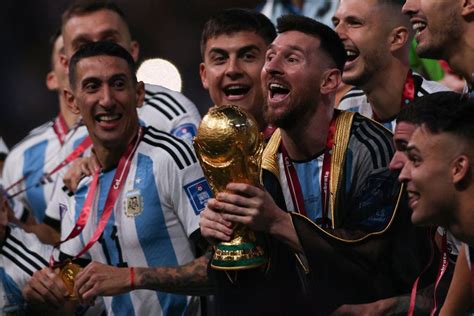 Argentina Conquista O Tricampeonato Mundial E Consagra Lionel Messi Jornal Ilustrado