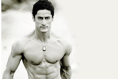 Mohit Raina Wiki, Age, Height, Biography, Wife, Girlfriend, Net Worth ...