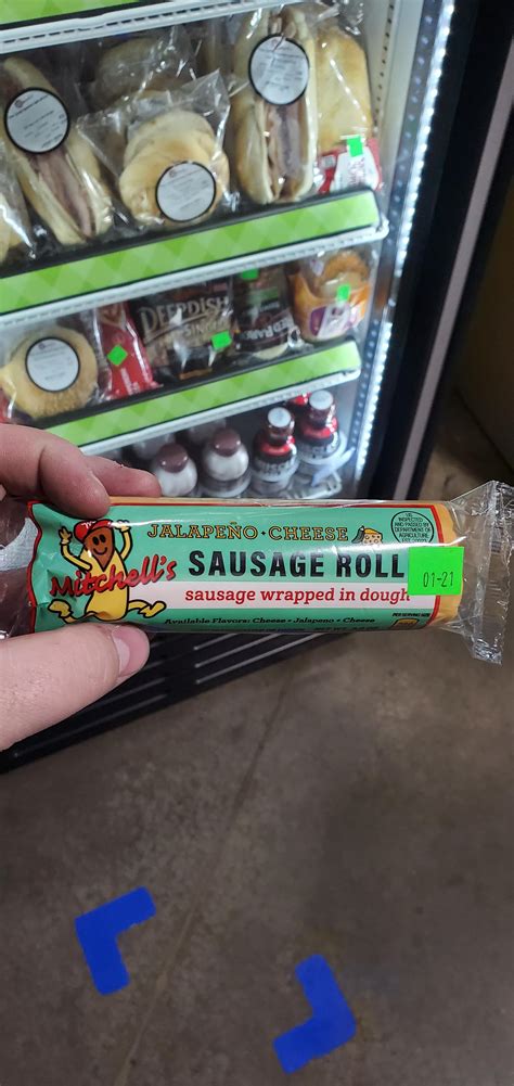 This guy food critics ・ popular.pics ・ Viewer for Reddit