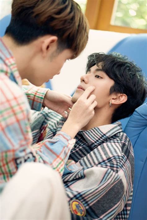 Hourly Nj On Twitter Cute Couple Videos Cute Gay Couples Best Friend Couples